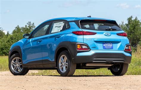 New 2021 Hyundai Kona SE FWD 4D Sport Utility