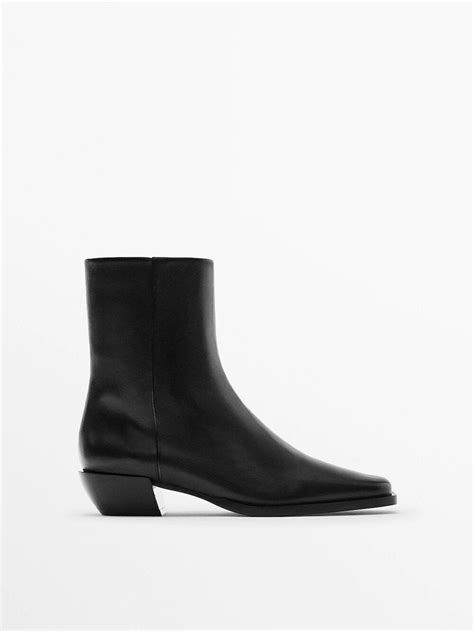 Massimo Dutti Leather Square Toe Flat Ankle Boots