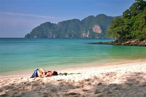 Long Beach On Koh Phi Phi Everything You Need To Know About Long