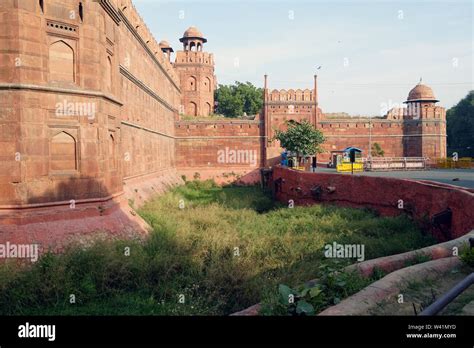 Delhi Gate, Red Fort, Delhi, India Stock Photo - Alamy