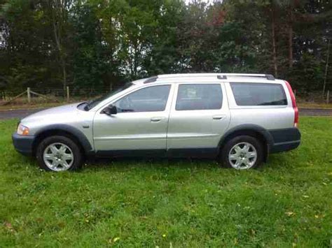 Volvo XC70 D5 AWD CROSS COUNTRY ESTATE. car for sale