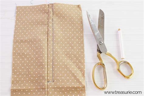 How To Sew A Lapped Zipper The Easiest Way Treasurie