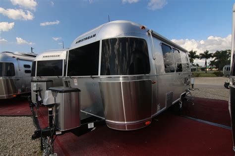 2020 Airstream Caravel 20FB 12474