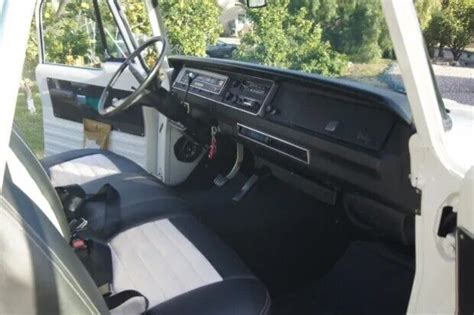 1969 Dodge D200 Camper Special Sweptline 383 Wautomatic Power