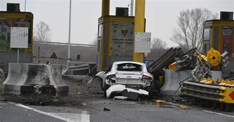 Detalji Strave Kod Zapre I A Mladi Se Audijem Tt Zabio U