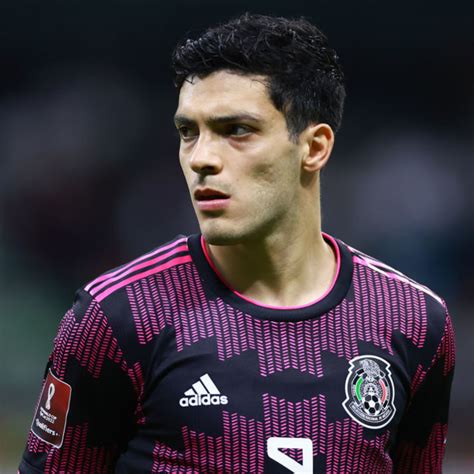 The 5 Soccer Players Of The Mexican Team Who Have To Raise Their Level