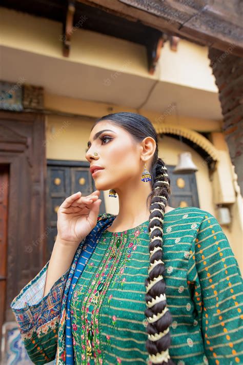 Premium Photo Beautiful Desi Girl Portrait Wearing Traditional Dress