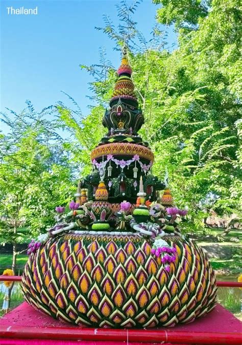 THAILAND KRATHONG in Loy Krathong Festival วฒนธรรม งานฝมอ ไทย