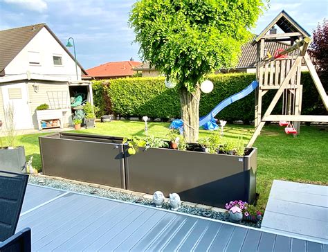 Pflanzbeet aus Metall für den Balkon Terrasse Biohort Biohort