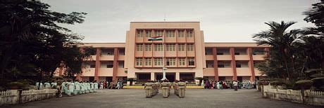 St Josephs College Irinjalakuda, Thrissur: Courses, Fees, Ranking ...