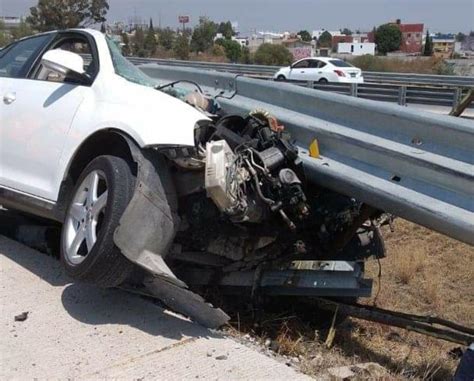 Se registra aparatoso accidente en el Periférico hay tres heridos