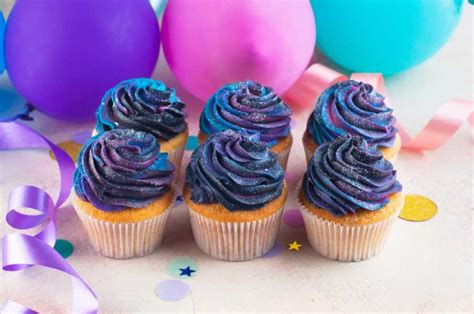 Galaxy Cupcakes - Corrie Cooks