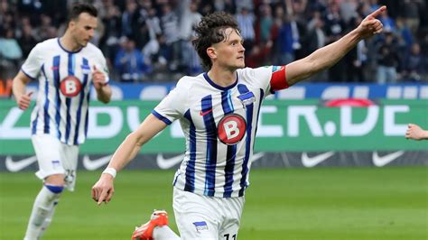 Hertha Bsc Fabian Reese Witzelt Nach Sieg Gegen Hansa Rostock Ber