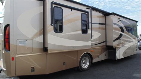 12710 Used 2007 Fleetwood Discovery 39l W 4slds Diesel Pusher Rv