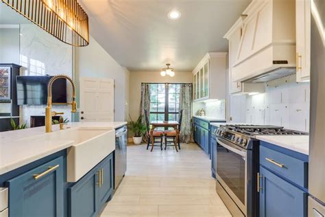 A Few Of Our Favorite Details From This Sleek Shiny Kitchen Remodel