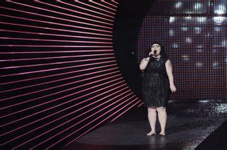 Défilé Etam lingerie printemps été 2011 au Grand Palais Vogue France