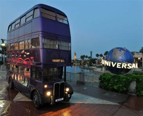 Behind The Walls Tour Closer Look At Diagon Alley As The Wizarding