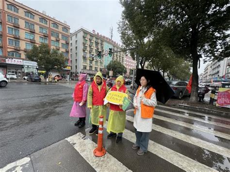 学雷锋·文明实践我行动丨城北街道积极开展“满城蓝马甲 全民学雷锋”集中志愿日行动