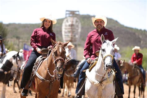 Da Presidente Municipal Cruz Pérez Cuéllar arranque a la Gran Cabalgata