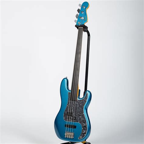 Fender Tony Franklin Fretless Precision Bass Ebony Lake Placid Blue Cosmo Music