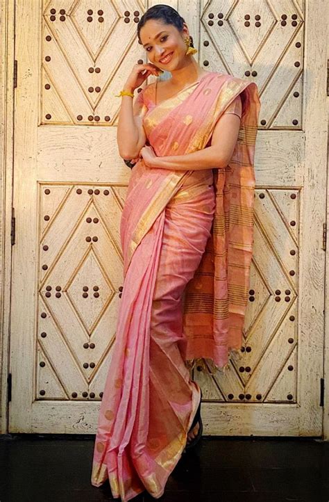 Ankita Lokhande Looks Gorgeous In Her Pink Cotton Saree Saree