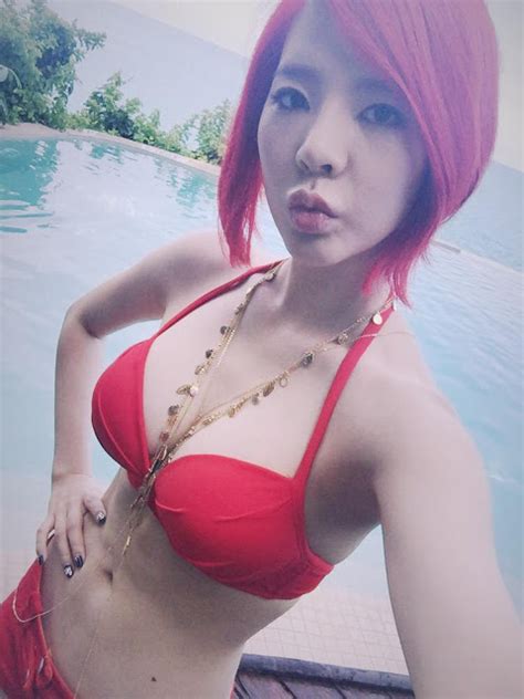 Sunny S Bikini Pic Daily K Pop News