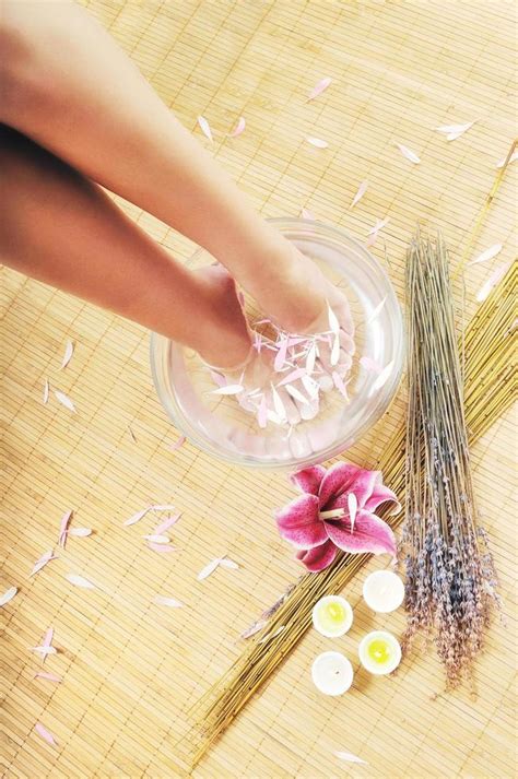 foot spa view 11582292 Stock Photo at Vecteezy