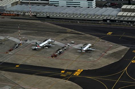 Le Emissioni Di Anidride Carbonica Del Trasporto Aereo Sono State