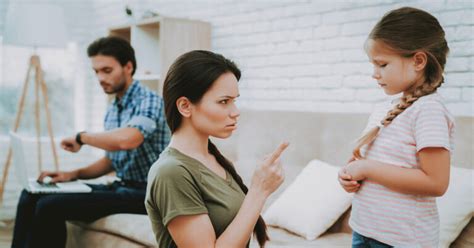 Toxic Daughter Signs What To Look Out And How To Respond