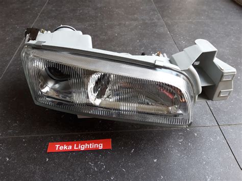 Mazda 626 IV GE Koplamp Depo 216 1120R Rechts TeKa Classic Car Lighting