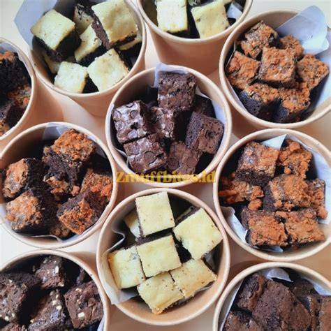 Jual ZMUFFBITES Brownie Bites In Cup Fudgy Brownie FREE Custom Sticker