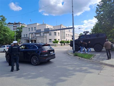 Pred miting Srpska te zove u centru Banjaluke Pojačana bezbjednost