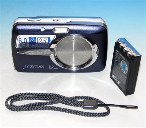 Olympus Stylus 600 Digital 60mp Digital Camera Blue 7811