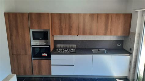 Cucina Infinity In Rovere Nodato Con Top Hpl By Stosa Cucine A Genova