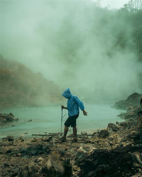 Bonus Pendakian Di Bukit Hitam Ada Air Terjun Dan Kawah Aktif