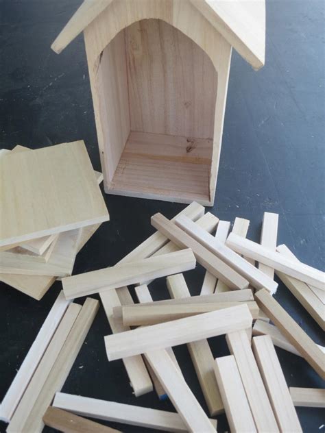 Build A Pollinator House A Great Garden Activity For Kids Hgtv