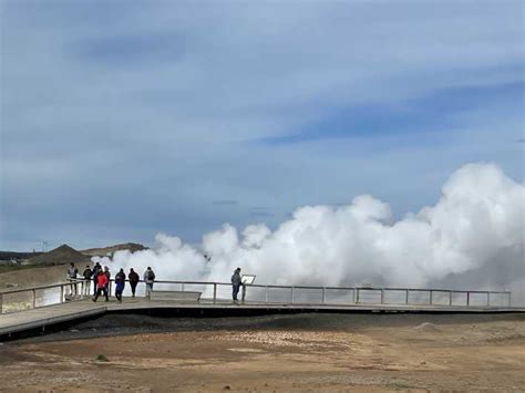 Reykjavik: Guided Volcano Hike in Reykjanes Peninsula | GetYourGuide