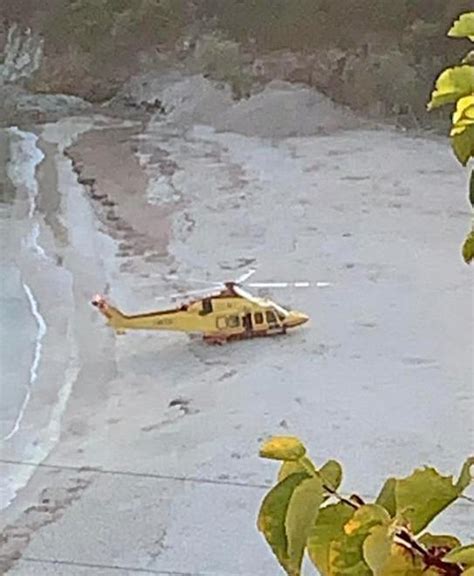 Anziano Si Toglie La Vita Gettandosi In Mare Il Tirreno