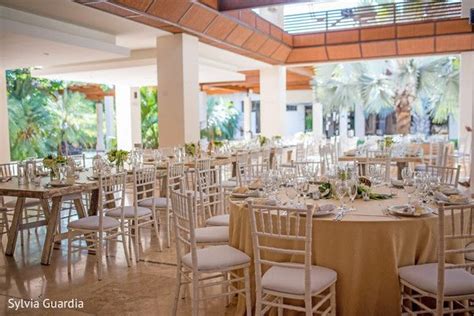 Creative Indian Wedding Dinner Decor