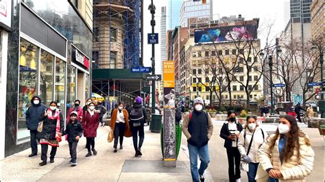 Walking Nyc Lexington Avenue Street On A Monday Afternoon K Hdr