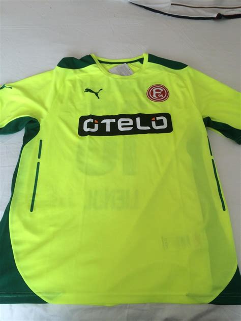 Fortuna Düsseldorf Dritte Fußball Trikots 2014 2015 Sponsored by Otelo