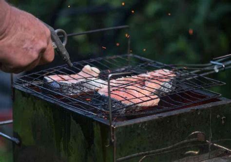 15 DIY Homemade Outdoor Grill Ideas for Backyard Fun - Grill Gusto