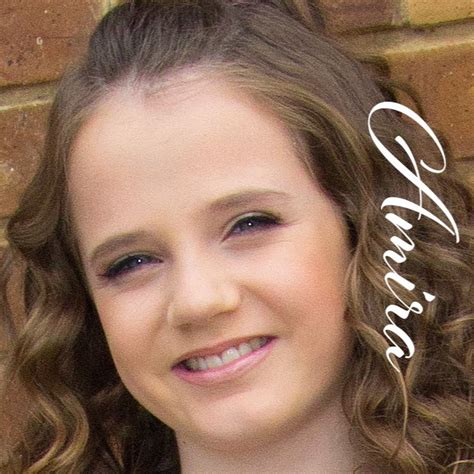 Amira Willighagen Official Youtube