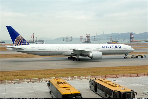 Boeing 777-300/ER - United Airlines | Aviation Photo #4798259 ...