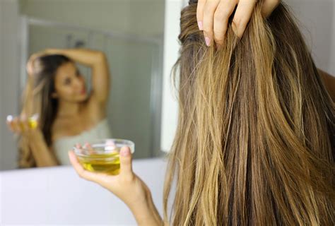 5 Best Home Remedies for Itchy Scalp - eMediHealth