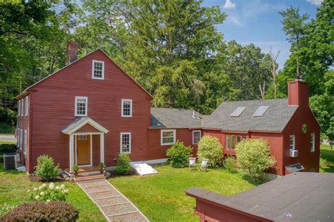 108 Lowell St Andover Ma 01810 See Est Value Schools And More