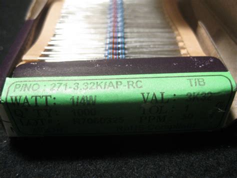 271 3 32K AP RC Xicon Metal Film Resistors 3 32K Ohms 1 1 4W Lot Of