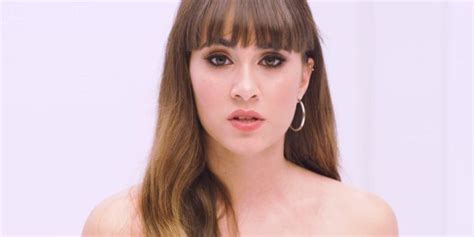 Las fotos de Aitana en bikini en Ibiza que están rompiendo todos los récords