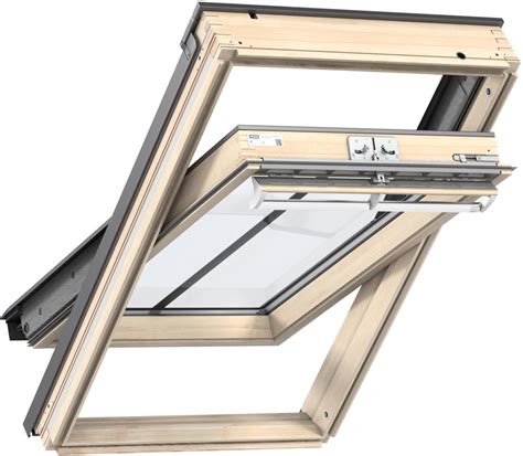 VELUX Fenêtre à rotation standard finition bois GGL SK06 3054