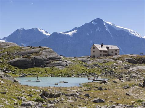 Al Rifugio Serristori Sentieri Escursionistici Nel Parco Nazionale